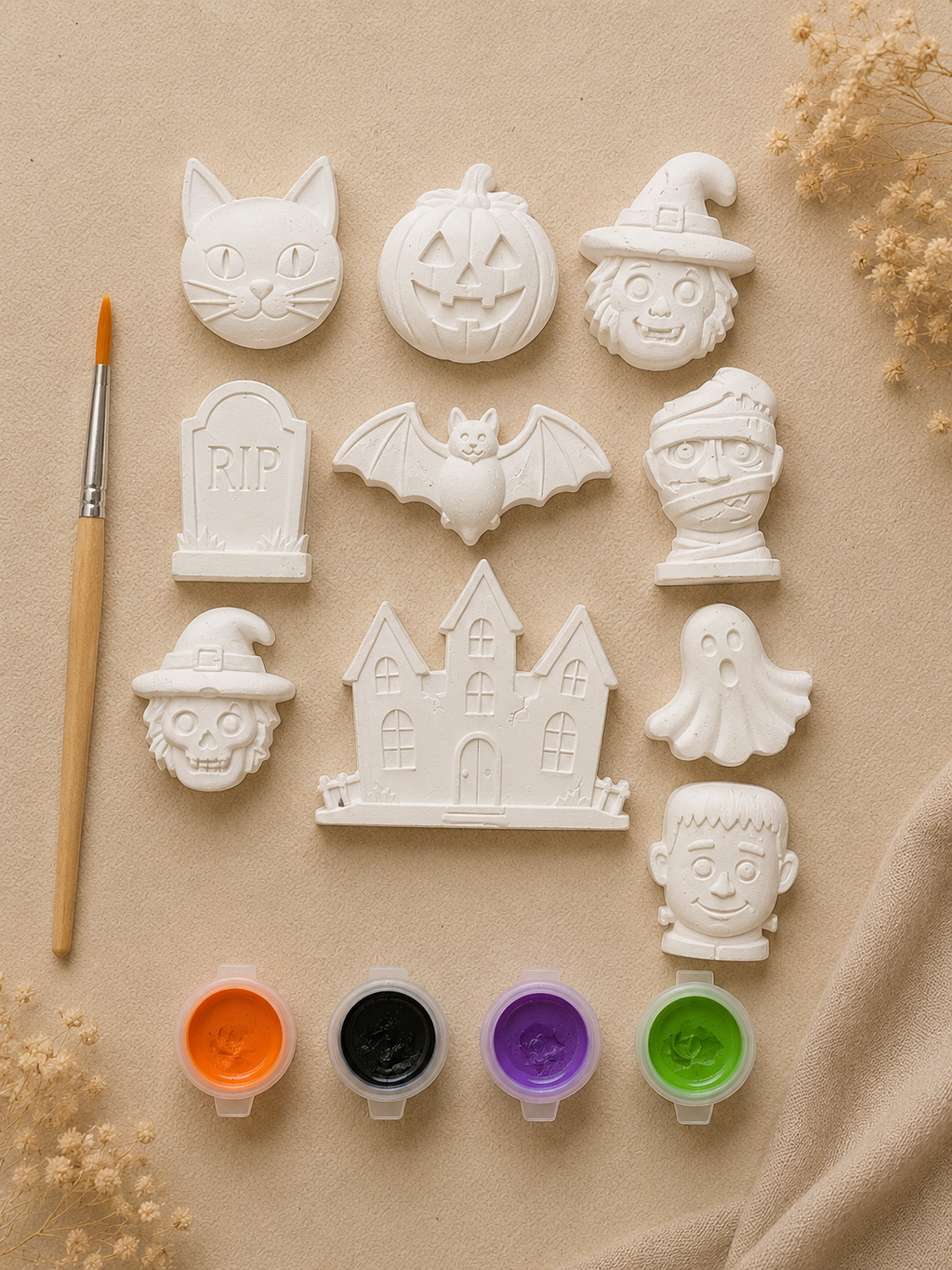 Halloween Glitter Paint Your Own Plaster Kit | 12-Piece Kids Craft Set
